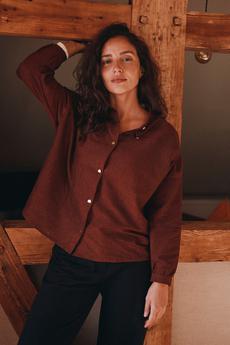 Organic cotton blouse Hawali Rum-Raisin via Jyoti - Fair Works