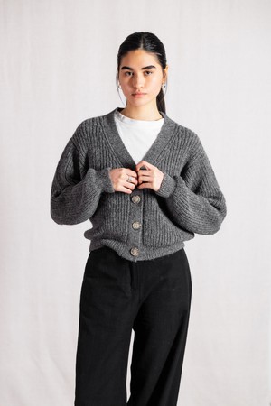 Baby-Alpaka Strickcardigan Aipena Dunkelgrau from Jyoti - Fair Works