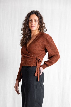 Baby-Alpaka Wickelcardigan Abancay Kastanie from Jyoti - Fair Works