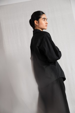 Organic cotton shirt Aasha Black from Jyoti - Fair Works