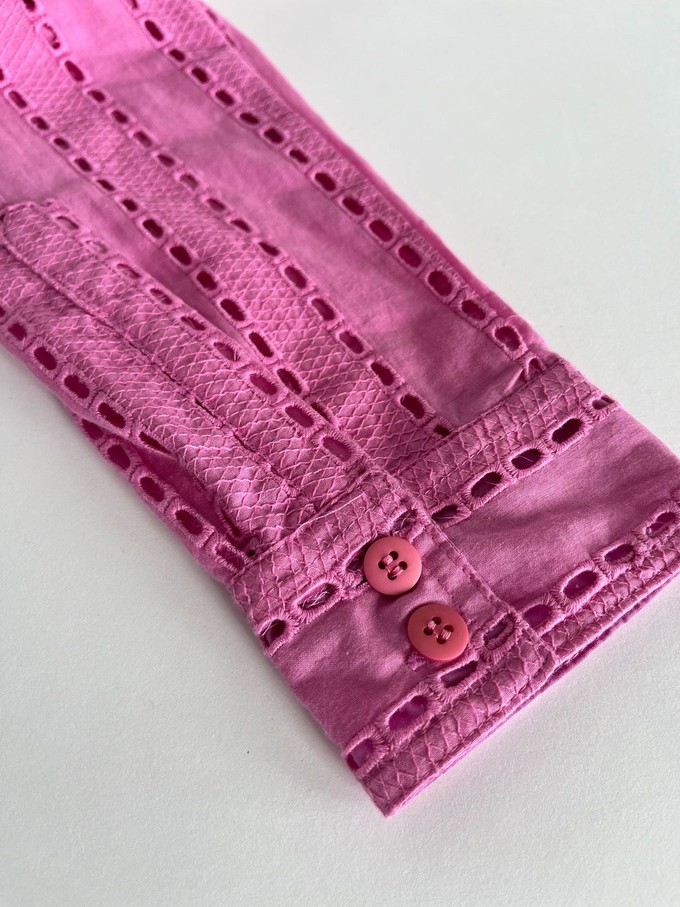 RIO - Organic Broderie Anglaise Shirt - Pink from KOMODO