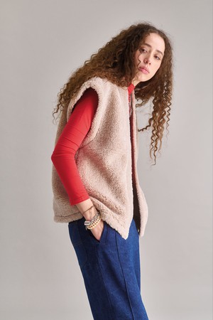 GEORGIE Reversible Recycled Fleece Gilet - Sand from KOMODO