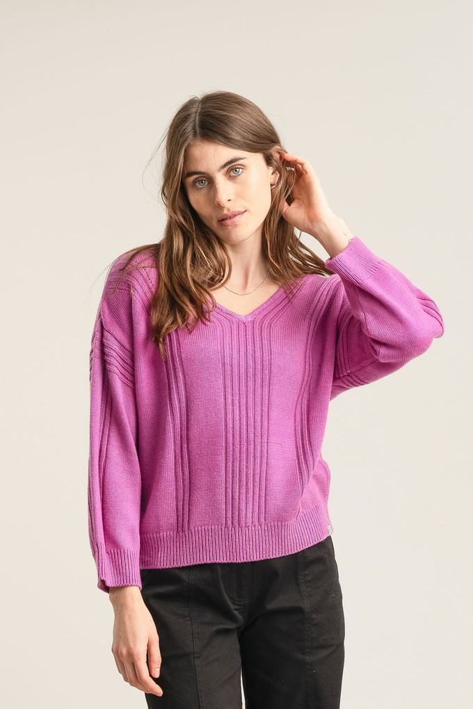 ANYA Wool Jumper - Fuchsia Pink from KOMODO