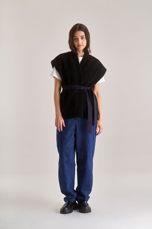 GEORGIE Reversible Recycled Fleece Gilet - Black from KOMODO