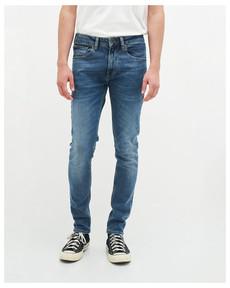 Kale icon blauwe skinny jeans via Kuyichi