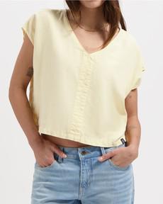 Emily linnen T-shirt via Kuyichi