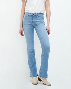 Amy faded lucky vintage blauwe bootcut jeans via Kuyichi