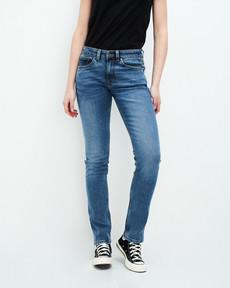 Suzie icon blauwe slim fit jeans via Kuyichi