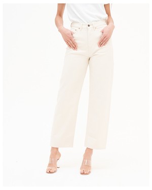 Bobbie undyed witte barrel jeans from Kuyichi