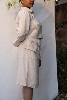 Sonder Cropped Jacket & Front Slit Skirt van Lafaani