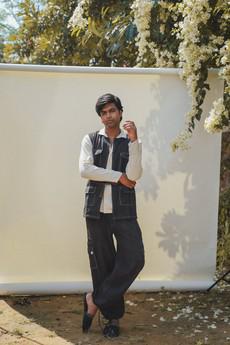 Sonder Unisex Utility Vest & Utility Pants van Lafaani