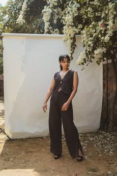 Sonder Side Slit Pants van Lafaani