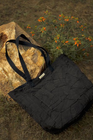 Carry-It-All Tote Black from Lafaani