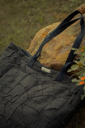 Carry-It-All Tote Black from Lafaani