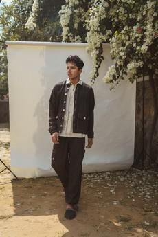 Sonder Unisex Black Bomber & Utility Pants van Lafaani