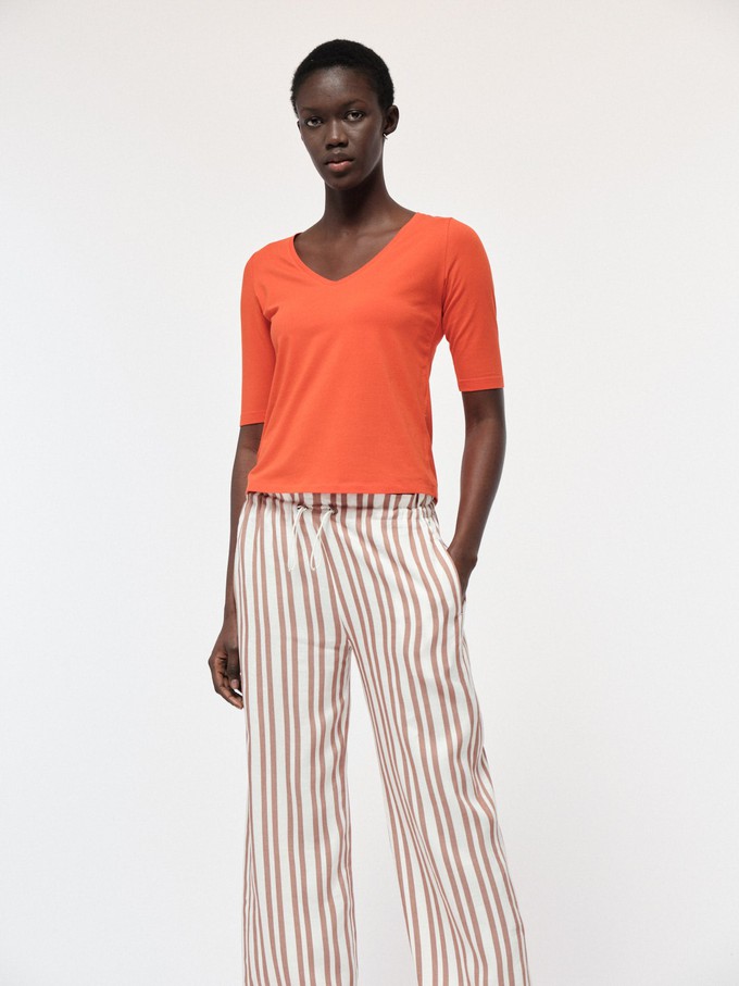 Half sleeve shirt V-neck from LANIUS