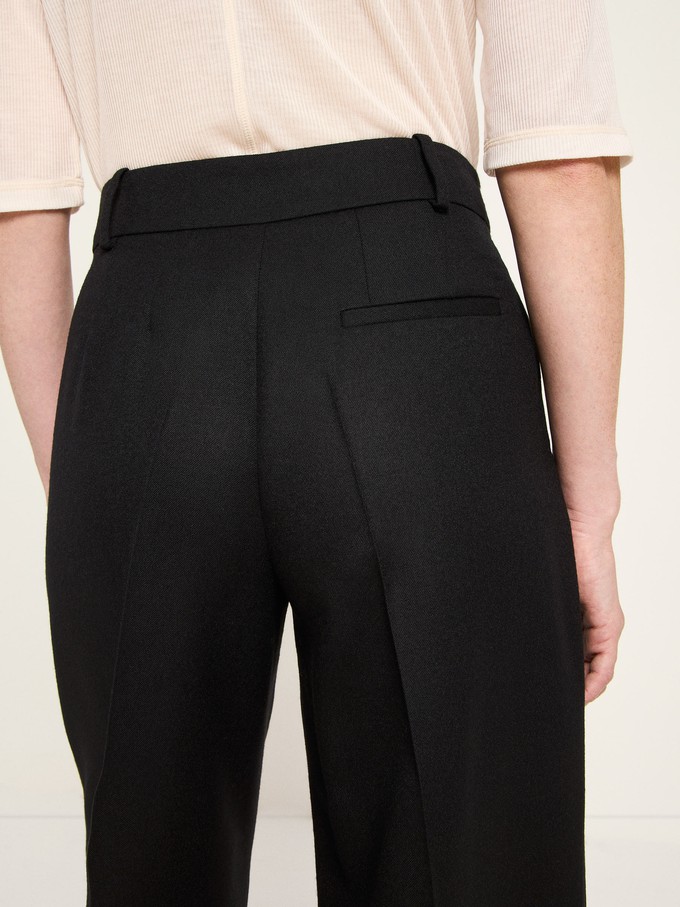 Cropped trousers (GOTS) from LANIUS