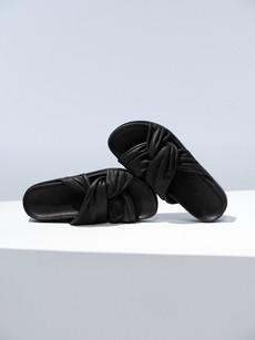 Knot mules via LANIUS
