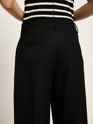 pleated trousers (GOTS) from LANIUS