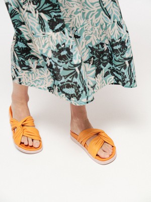 Knot mules from LANIUS
