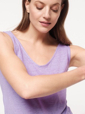 V-neck tank top from LANIUS