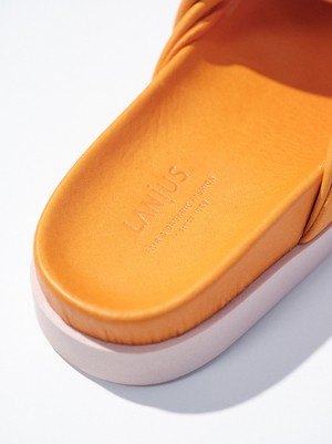 Knot mules from LANIUS