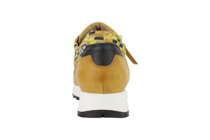 Kara sneaker Klimt The Kiss geel from LINKKENS