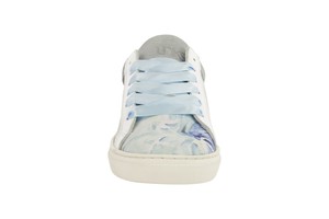 Brave sneaker Daisy Henny Meijer from LINKKENS