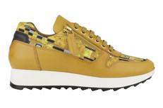 Kara sneaker Klimt The Kiss geel via LINKKENS