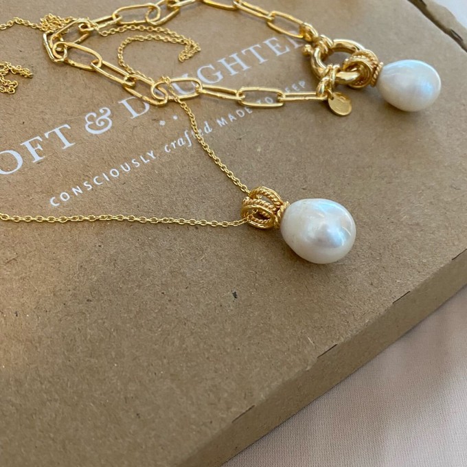 Selene Pearl Charm Gold Vermeil from Loft & Daughter