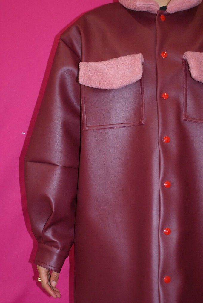 RON – coat from logocomo