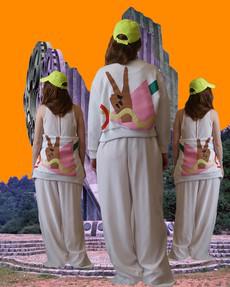 EDDIE – white bomber van logocomo