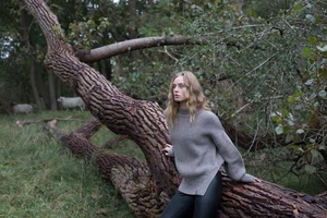 Soft Cocoon Sweater – Light brown from Loop.a life Soft Cocoon Sweater – Light brown from Loop.a life