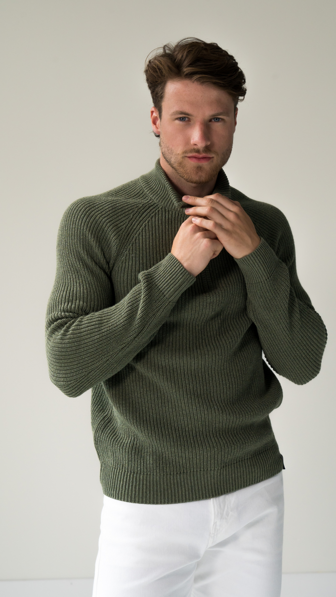 COTTON ZIP SWEATER | Olive from Loop.a life