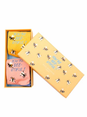 Bee-utiful sokken giftbox met twee paar damessokken met bijenprint from Lotika