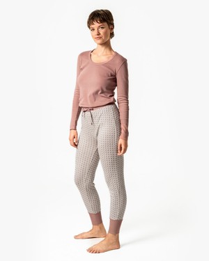 Living Crafts dames pyjamabroek Aveline – chalk dried rose from Lotika