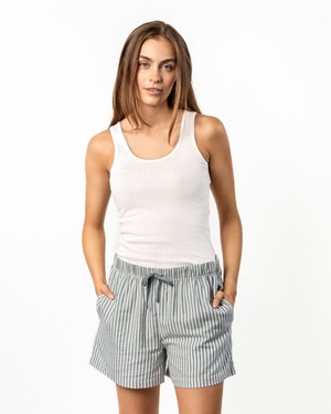 Living Crafts pyjama short dames Tricia – sage cream from Lotika