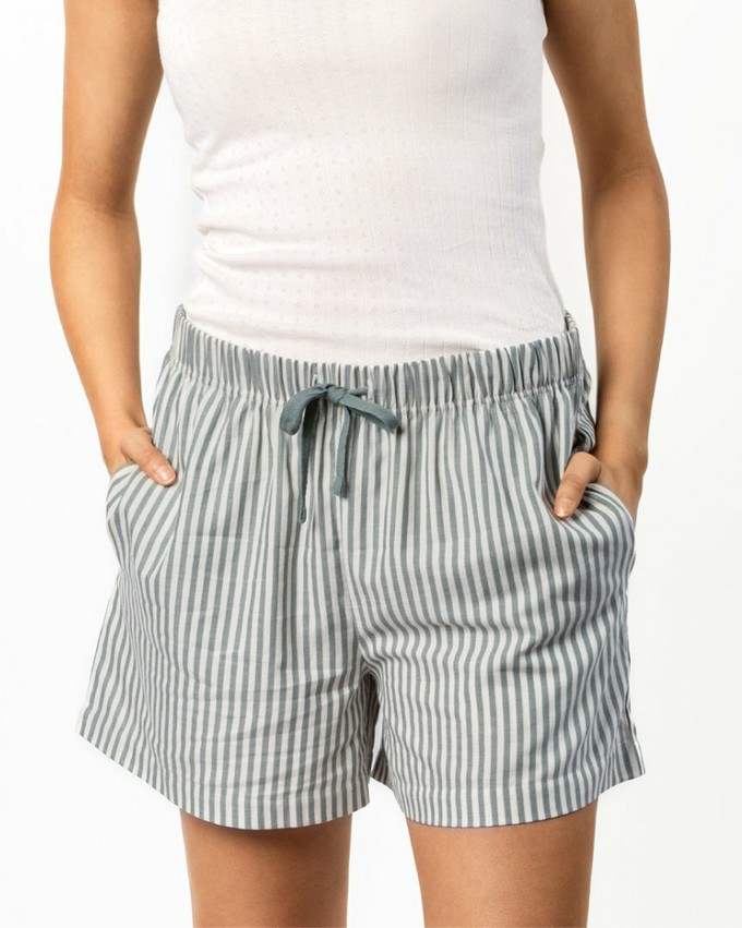 Living Crafts pyjama short dames Tricia – sage cream from Lotika