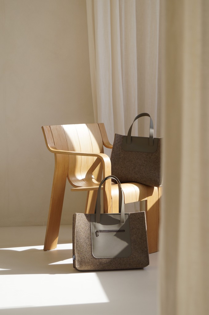 Office bag JIP - Taupe from MADE out of