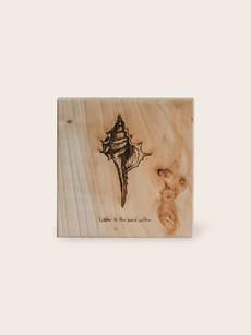 Circular Wood Object - Listen to the sound within van MADE out of