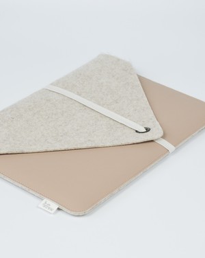 Laptophoes MARO from MADE out of