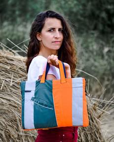 Upcyclede Laptoptas - Werkkleding Oranje & Groen van MADE out of