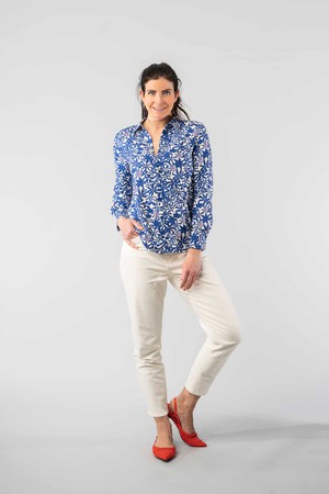 Mees Blue Flowers blouse from Marjolein Elisabeth