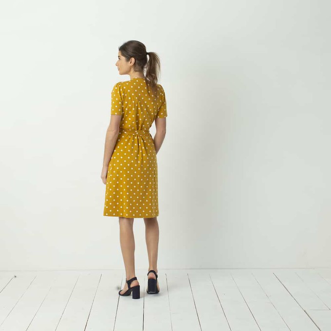 Roos Ocre Dots from Marjolein Elisabeth