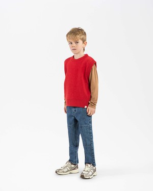 Hug Vest poppy from Matona