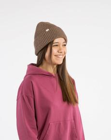 Beanie sepia via Matona