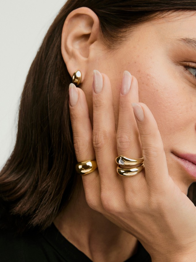 Organic DÃ´me Crown Nesting Ring Set from Mejuri