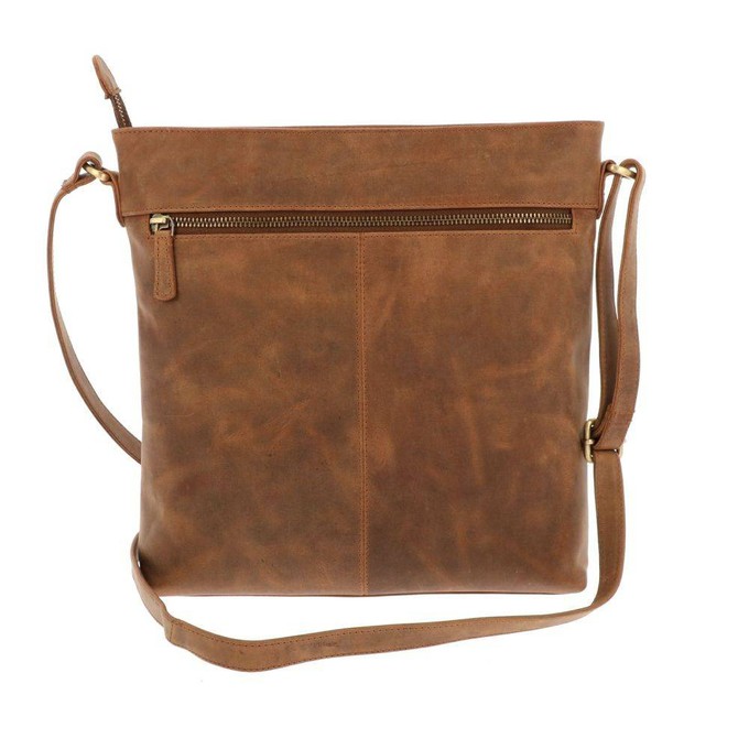 Crossbody schoudertas in mat bruin vintage ecoleer - Bryony from MoreThanHip