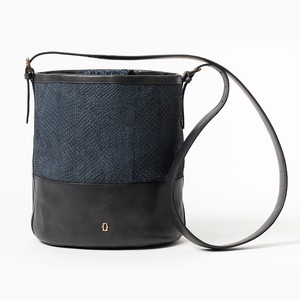 Brave Bucket -Black- from Ms. Bay