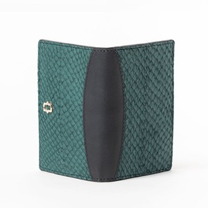 Bold Bifold -Green- from Ms. Bay